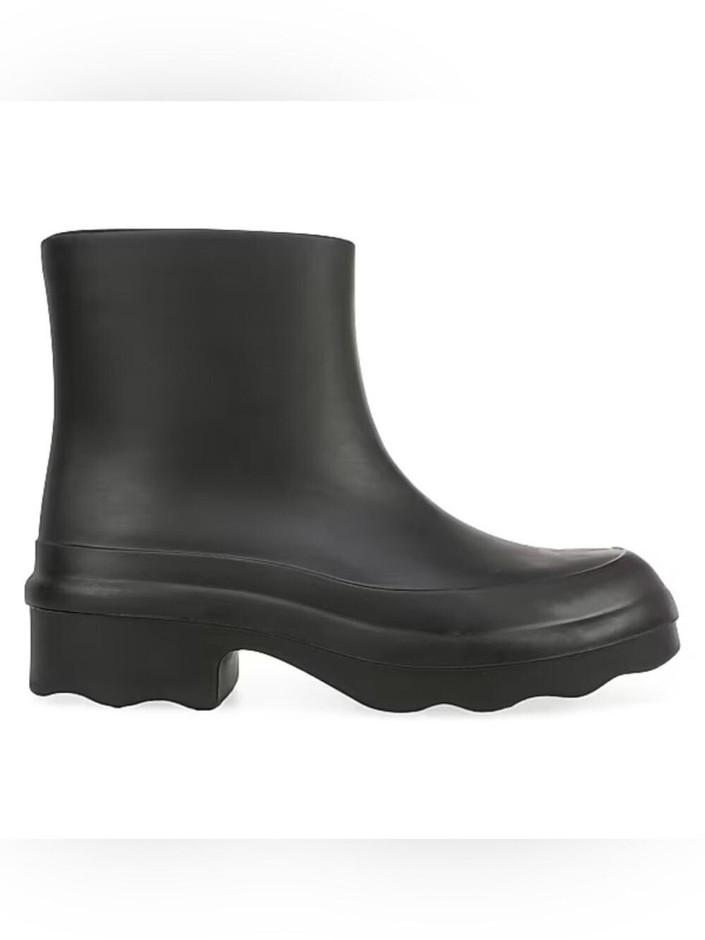 Vince Nia Ankle Rainboots in Black Size 6